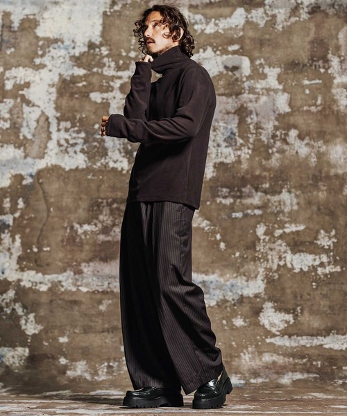 Jih Nunc(ジーヌンク)の「mlt5764- 指ぬき付き起毛タートルネックカットソー(JIH-R1199)(Tシャツ/カットソー・メンズ・ベージュ/ブラック/ワイン・L/M/S)」の19枚目の写真
