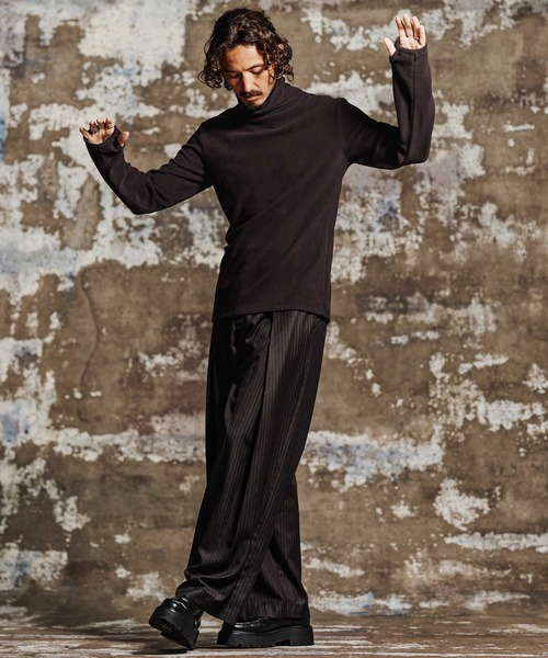 Jih Nunc(ジーヌンク)の「mlt5764- 指ぬき付き起毛タートルネックカットソー(JIH-R1199)(Tシャツ/カットソー・メンズ・ベージュ/ブラック/ワイン・L/M/S)」の20枚目の写真