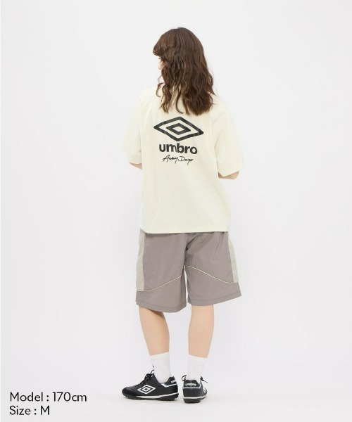 UMBRO(アンブロ)の「umbro/アンブロ ダンボールニットオーバーサイズ半袖シャツ(Tシャツ/カットソー・メンズ・ネイビー/オフホワイト/グレイッシュブルー・S/L/O/M)」の9枚目の写真