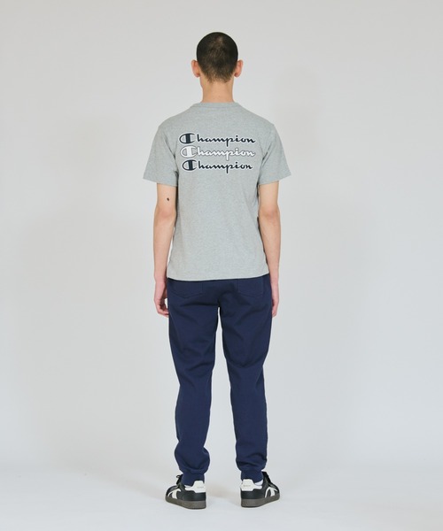 Champion(チャンピオン)の「【Champion/チャンピオン】メンズ ベーシック ショートスリーブTシャツ(Tシャツ/カットソー・メンズ・グレー/ブラック/オリーブ/ホワイト・LARGE/X-LARGE/MEDIUM)」の10枚目の写真