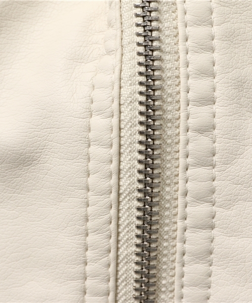 one after another NICE CLAUP（ワンアフターアナザーナイスクラップ）の「【ナイスクラップ】ライダースジャケット（ライダースジャケット・レディース・アイボリー/ブラック・FREE）」の11枚目の写真