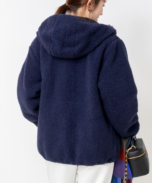 NOLLEY’S(ノーリーズ)の「【WEB&一部店舗限定色アイテム】【TAION/タイオン】ボア×ダウンフーミドル丈ダウン(リバーシブル)(ダウンジャケット/コート・レディース・ネイビー/ブラック/ライトグレー・S/M)」の7枚目の写真