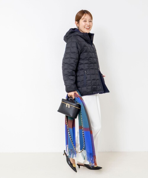 NOLLEY’S(ノーリーズ)の「【WEB&一部店舗限定色アイテム】【TAION/タイオン】ボア×ダウンフーミドル丈ダウン(リバーシブル)(ダウンジャケット/コート・レディース・ネイビー/ブラック/ライトグレー・S/M)」の13枚目の写真