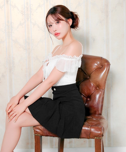 DAZZY(デイジー)の「ビジューストーンドットAラインプリーツミニ丈キャバドレス(ドレス・レディース・ホワイト×ブラック・L/M/S)」の10枚目の写真