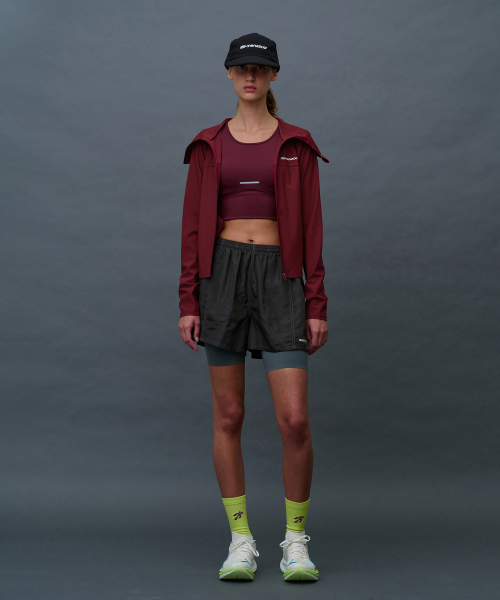 MENASOO(ミナス)の「Face Cover Zip Up Jersey_Red(ナイロンジャケット・レディース・レッド・SMALL/MEDIUM/LARGE/X-LARGE)」の2枚目の写真