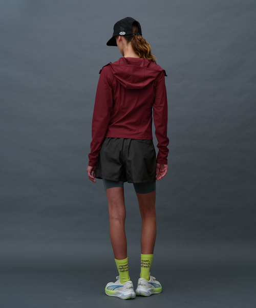 MENASOO(ミナス)の「Face Cover Zip Up Jersey_Red(ナイロンジャケット・レディース・レッド・SMALL/MEDIUM/LARGE/X-LARGE)」の4枚目の写真