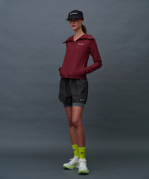 MENASOO(ミナス)の「Face Cover Zip Up Jersey_Red(ナイロンジャケット・レディース・レッド・SMALL/MEDIUM/LARGE/X-LARGE)」の6枚目の写真