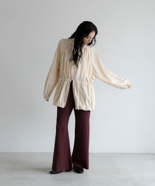 LOWRYS FARM(ローリーズファーム)の「ナイロンバルーンミドルブルゾン 1049004(ワンピース・レディース・ライトグリーン/ブラック/アイボリー・FREE)」の5枚目の写真
