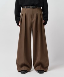 Lui's（ルイス）の「【Neucon】2-TUCK WIDE STRAIGHT SLACKS   2タックワイドストレートスラックスパンツ（スラックス）」
