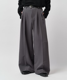 Lui's（ルイス）の「【Neucon】2-TUCK WIDE STRAIGHT SLACKS   2タックワイドストレートスラックスパンツ（スラックス）」