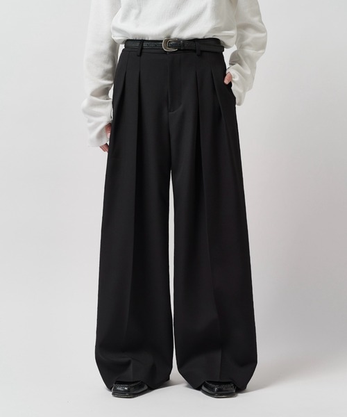 Lui's（ルイス）の「【Neucon】2-TUCK WIDE STRAIGHT SLACKS / 2タックワイドストレートスラックスパンツ（スラックス・メンズ・ブラウン/ブラック/チャコールグレー・2/1）」の18枚目の写真