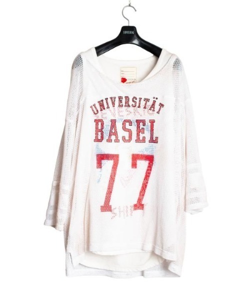SEVESKIG(セヴシグ)の「seveskig/セブシグ/UNIVERSITY 77 FOOTBALL TEE(Tシャツ/カットソー・メンズ・オートミール/ブラック・L/M/XL)」の2枚目の写真