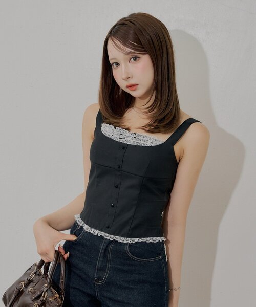 Chico（チコ）の「【セットアップ対応】レースレイヤードタンクトップ（シャツ/ブラウス・レディース・グレー/ベージュ/ブラック・FREE）」の4枚目の写真