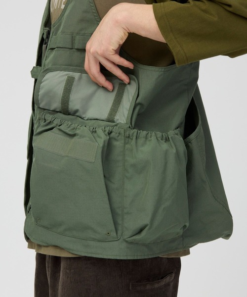 Snow Peak(スノーピーク)の「Snow Peak / TAKIBI Ripstop Vest タキビリップストップ ベスト(ベスト・メンズ・オリーブ/ブラック・L/M/S)」の11枚目の写真