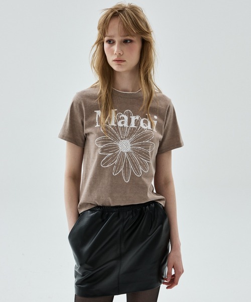 Mardi Mercredi(マルディメクルディ)の「SLIM TSHIRT FLOWERMARDI CRACKED PIGMENT WASHING / スリム Tシャツ フラワー マルディ クラックド ピグメント ウォッシング(Tシャツ/カットソー・レディース・パープル/ベージュ/レッド/オレンジ・FREE)」の6枚目の写真