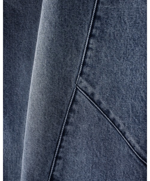 ARMANI EXCHANGE（アルマーニエクスチェンジ）の「【A|X アルマーニ エクスチェンジ】ツイステッドシーム グレーデニムパンツ_J14 TWISTED SEAM（デニムパンツ・レディース・ダークグレー・24inch/25inch/26inch/27inch/28inch/29inch/30inch）」の8枚目の写真