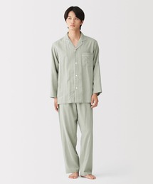 無印良品（ムジルシリョウヒン）の「紳士　脇に縫い目のない　二重ガーゼ長袖パジャマ（ルームウェア/パジャマ）」