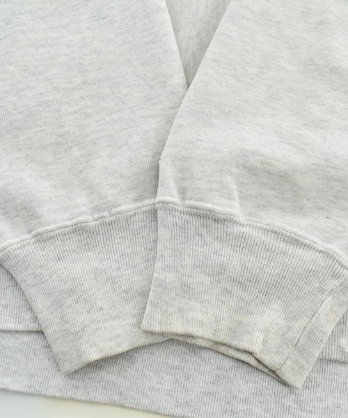 LABORATORY R(ラボラトリーアール)の「【USED】Y2K Champion “UNIVERSITY OF MASSACHUSETTS” リバースウィーブ スウェット(スウェット・メンズ・グレー・XX-LARGE)」の9枚目の写真