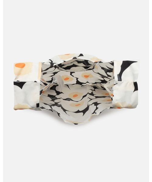 marimekko(マリメッコ)の「Unikko / Smartbag(エコバッグ/サブバッグ・レディース・ホワイト・FREE)」の5枚目の写真