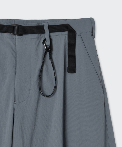 MUSINSA STANDARD（ムシンサスタンダード）の「[シティレジャー] ベルト付きカーブパンツ [ブルーグレー]（その他パンツ・メンズ・その他・38/36/34/32/30/31/33/28/29）」の5枚目の写真