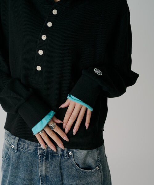 goocy(グーシー)の「【DISCUS】ワッフルヘンリーフーディ(Tシャツ/カットソー・レディース・ホワイト/パープル/ブラック・MEDIUM/LARGE)」の1枚目の写真