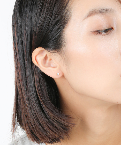 Jouete(ジュエッテ)の「スクエア ピアス(ピアス(両耳用)・レディース・イエローゴールド・FREE)」の5枚目の写真