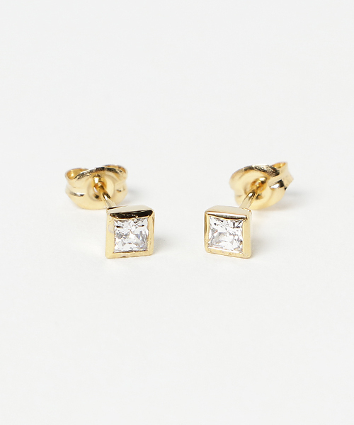 Jouete(ジュエッテ)の「スクエア ピアス(ピアス(両耳用)・レディース・イエローゴールド・FREE)」の2枚目の写真