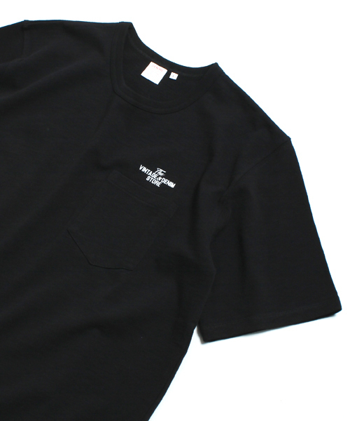 Denime（ドゥニーム）の「【取扱店舗限定】USAスラブビッグシルエットプリントポケットTシャツ（Tシャツ/カットソー・メンズ・カーキ/ブラック/ホワイト/ブラウン・MEDIUM/LARGE/SMALL）」の2枚目の写真