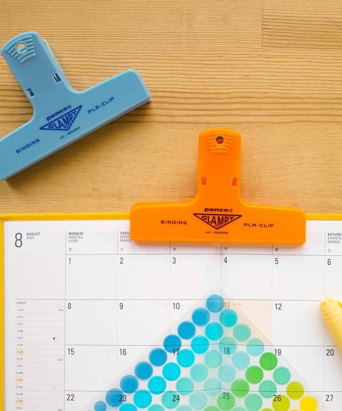 PENCO（ペンコ）の「クリップ penco ペンコ プラクリップ ブッククリップ 紙挟み 袋留め 書類整理（ステーショナリー・レディース・ネイビー/ブラウン/レッド/カーキ/アイボリー/ブラック/イエロー/グレー/ライトブルー/オレンジ/ミント/グリーン系その他/クリア/クリアグリーン/クリアブルー/クリアレッド/クリアイエロー/イエロー系その他/クリアブラック/ブルー/ピンク・FREE）」の20枚目の写真