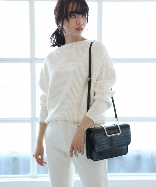 A part by（アパートバイ）の「カタオシメタルショルダーBAG　779999（ショルダーバッグ・レディース・ブラック/ベージュ・FREE）」の5枚目の写真