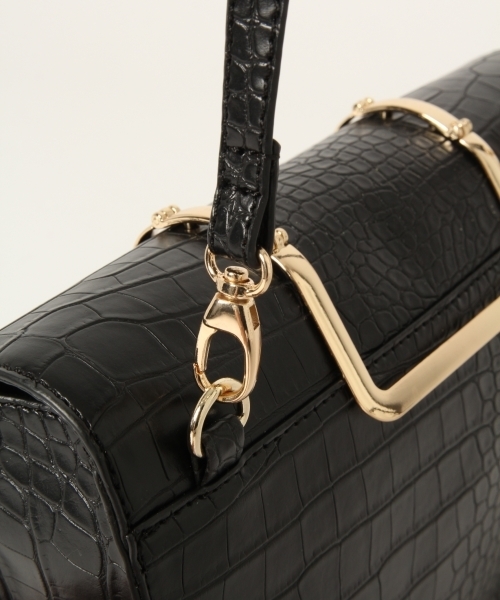 A part by（アパートバイ）の「カタオシメタルショルダーBAG　779999（ショルダーバッグ・レディース・ブラック/ベージュ・FREE）」の10枚目の写真