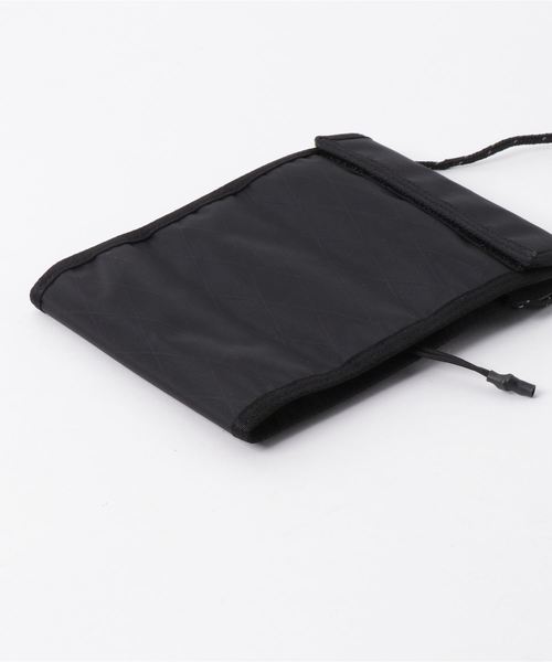 BURLAP OUTFITTER(バーラップアウトフィッター)の「BURLAP OUTFITTER / バーラップアウトフィッター モバイルオフィス(ボディバッグ/ウエストポーチ・メンズ・ホワイト/ブラック/ブルー・FREE)」の4枚目の写真