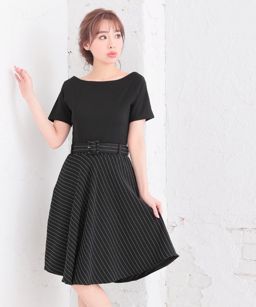 Ninarobe(ニーナローブ)の「フレア七分袖ドッキングワンピース(ワンピース)」|ブラック