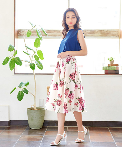KOBE LETTUCE（コウベレタス）の「ミディアム丈花柄タックフレアスカート レディース ボトムス [M2144]神戸レタス（スカート・レディース・ネイビー/オフホワイト/イエロー・FREE）」の6枚目の写真