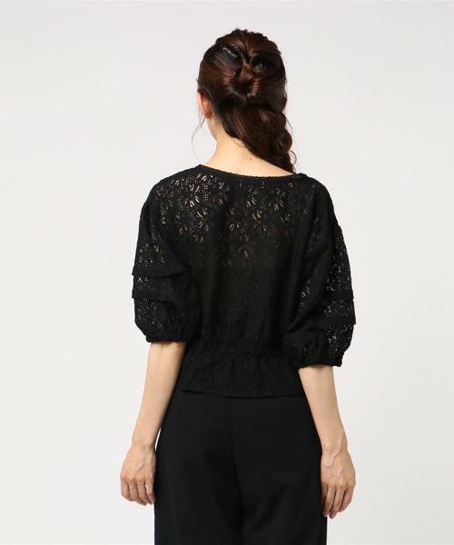 earth music&ecology（アースミュージックアンドエコロジー）の「・レースタックボリューム袖ブラウス ●（シャツ/ブラウス・レディース・ブラック/レッド/アイボリー・FREE）」の7枚目の写真