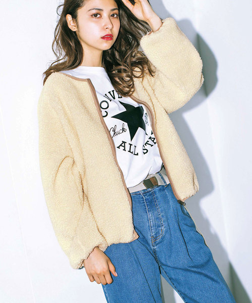 CONVERSE(コンバース)の「<コンバース>ロゴ刺しゅう入りボアブルゾン(ブルゾン・レディース・ブラック/アイボリー/ボルドー・MEDIUM/LARGE)」の2枚目の写真