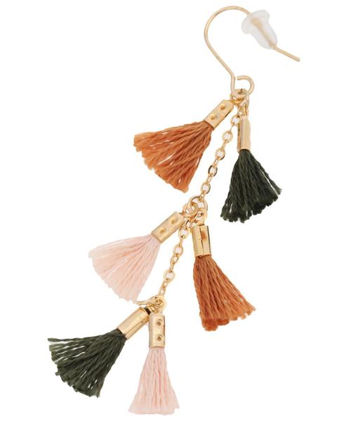 AMERICAN HOLIC（アメリカンホリック）の「タッセルピアス（ピアス（両耳用）・レディース・アイボリー/オレンジ・FREE）」の6枚目の写真