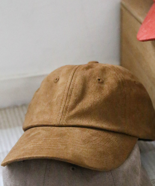 WEGO(ウィゴー)の「WEGO/フェイクスエードローキャップ(キャップ・レディース・ブラック/グレー/オレンジ/キャメル/ライトピンク・FREE)」の4枚目の写真
