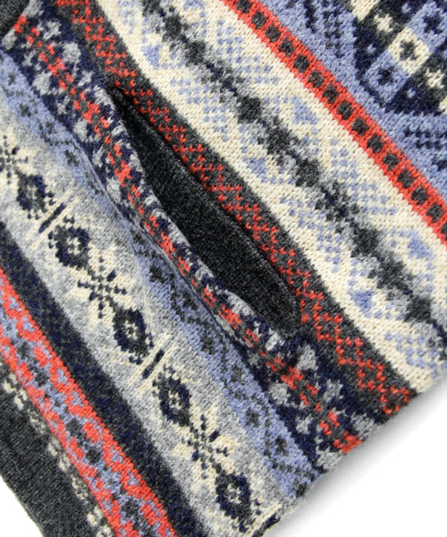 URBAN RESEARCH DOORS MENS（アーバンリサーチ ドアーズ メンズ）の「DOORS フェアアイルVカーデ（カーディガン/ボレロ・メンズ・チャコール/ベージュ/ボルドー・38/40）」の9枚目の写真