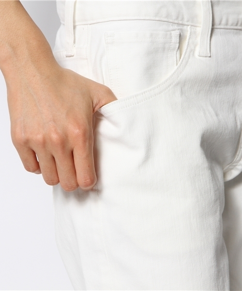 Ray BEAMS（レイビームス）の「RED CARD / 20th アニバーサリー デニム（その他パンツ・レディース・ホワイト・23/24/25/26）」の7枚目の写真