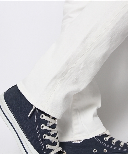 Ray BEAMS（レイビームス）の「RED CARD / 20th アニバーサリー デニム（その他パンツ・レディース・ホワイト・23/24/25/26）」の8枚目の写真