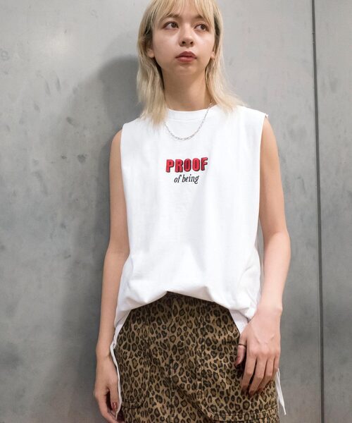 RNA(アールエヌエー)の「M1144 PROOFロゴレースアップタンク(タンクトップ・レディース・ホワイト/ブラック/レッド・MEDIUM)」の11枚目の写真