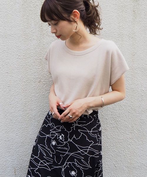 tiptop(ティップトップ)の「ワッフルラウンドヘムプルオーバー(Tシャツ/カットソー)」|ベージュ