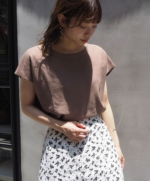 tiptop(ティップトップ)の「ワッフルラウンドヘムプルオーバー(Tシャツ/カットソー)」|ブラウン