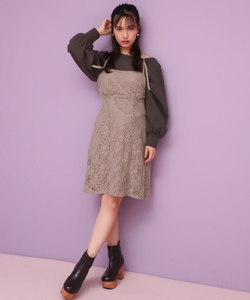 one after another NICE CLAUP(ワンアフターアナザーナイスクラップ)の「ピグメント裏毛ワンショルプルオーバー(Tシャツ/カットソー・レディース・ブラウン/ピンク/アイボリー/スミクロ/ミント・FREE)」の19枚目の写真