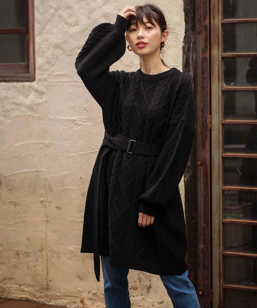 GeeRA(ジーラ)の「ベルト付ケーブル編ニットワンピース(ワンピース・レディース・ベージュ/ブラック/スモークピンク・MEDIUM/LARGE/X-LARGE)」の19枚目の写真