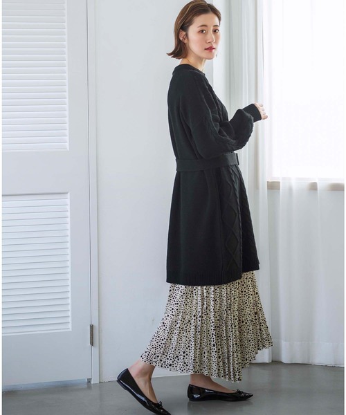 GeeRA(ジーラ)の「ベルト付ケーブル編ニットワンピース(ワンピース・レディース・ベージュ/ブラック/スモークピンク・MEDIUM/LARGE/X-LARGE)」の17枚目の写真