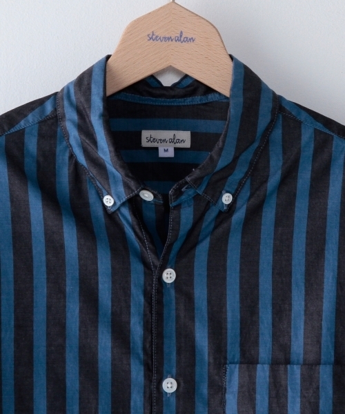 BEAUTY&YOUTH UNITED ARROWS（ビューティーアンドユースユナイテッドアローズ）の「＜steven alan＞ 100/2 BOLD/ST S/N BD/ｼｬﾂ（シャツ/ブラウス・メンズ・ネイビー・X-LARGE/MEDIUM/LARGE/SMALL）」の5枚目の写真