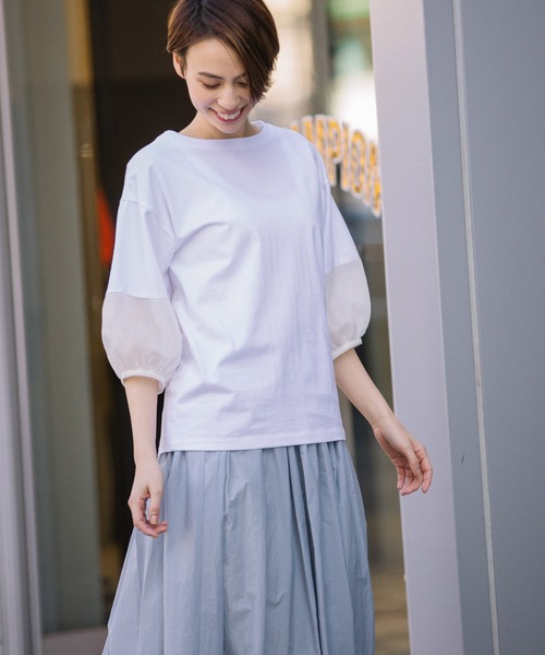 Munich（ミューニック）の「ジャージー×オーガンジーパフスリーブプルオーバー（Tシャツ/カットソー・レディース・ホワイト/ブラック/グリーン/グレイッシュベージュ・FREE）」の2枚目の写真