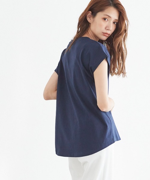 Pierrot（ピエロ）の「フレンチスリーブTシャツ（Tシャツ/カットソー・レディース・ネイビー/ブラック/グレー系その他/ブラウン/ベージュ系その他/オフホワイト・L/M）」の6枚目の写真